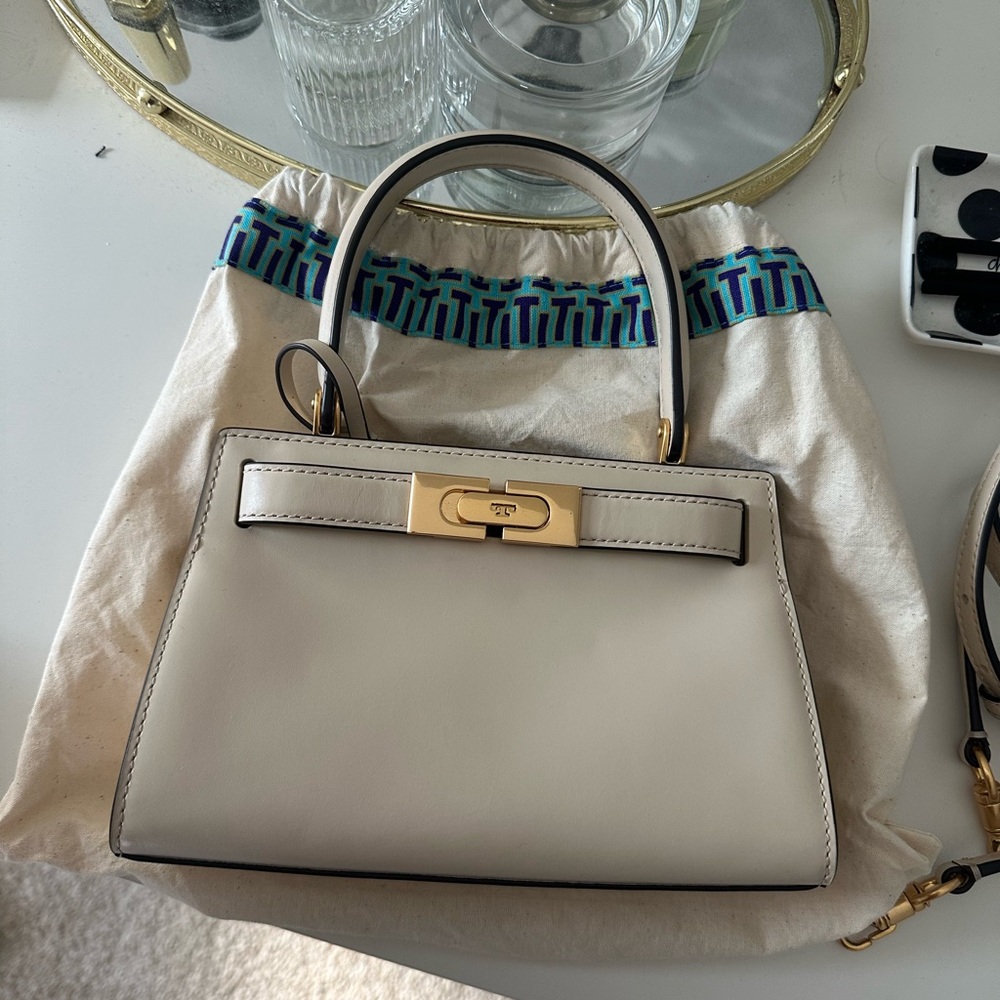 Like NEW Tory Burch Lee Radziwill Petite bag